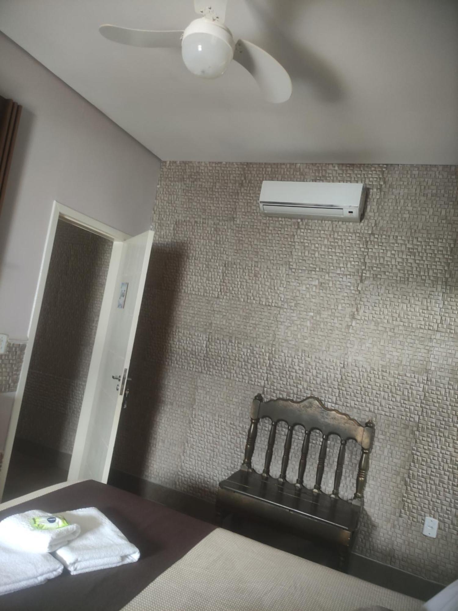 Pousada Da Gi Suites E Turismo Chapada dos Guimarães Room photo